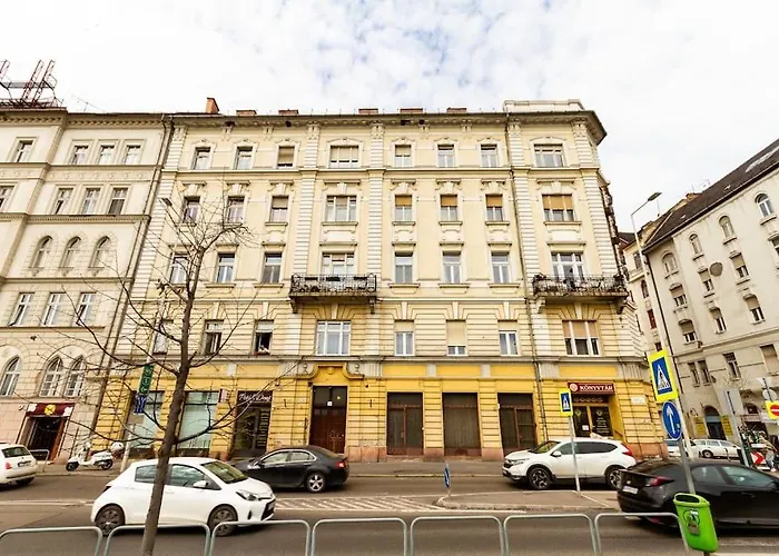 Bright Design Riverside By Nw Budapest